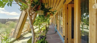 Serene, Family-Sized Off Grid Earthship w/ Big Mtn
