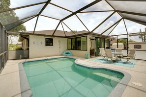 Pool - 4 Mi to Beaches! Family Getaway w/ Pool in Venice (Venice)