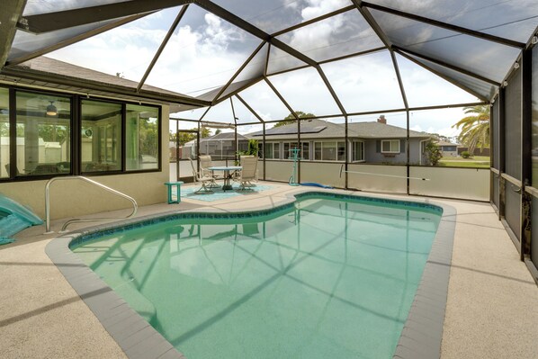 Pool - 4 Mi to Beaches! Family Getaway w/ Pool in Venice (Venice)