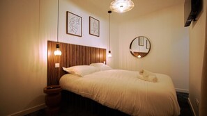 Room - Vrbo Property (Tours)