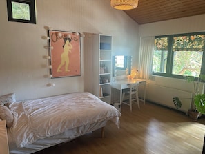 4 bedrooms, internet