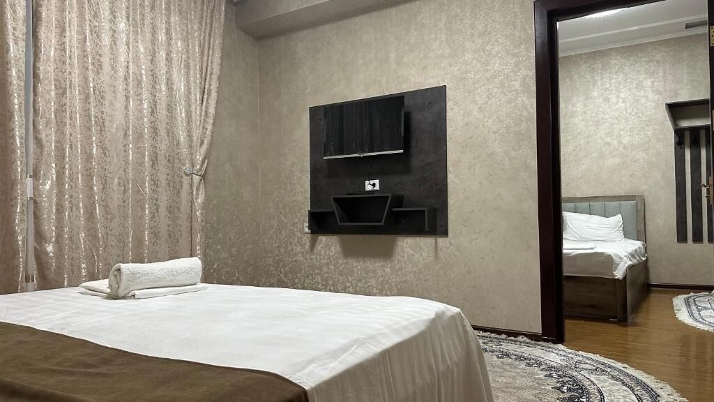 In-room safe, desk, laptop workspace, soundproofing