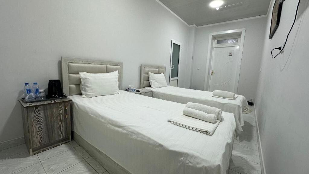 In-room safe, desk, laptop workspace, soundproofing