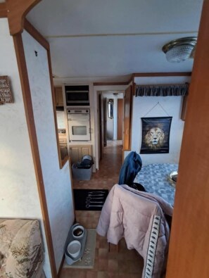 Room - Vrbo Property (Couvin)
