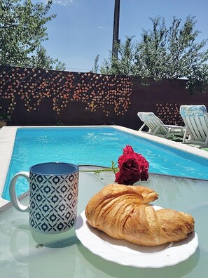 Pool - Vrbo Property (Villar de Olalla)
