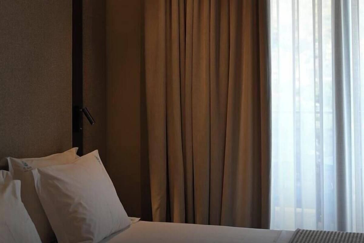 Classic Triple Room, Partial Sea View