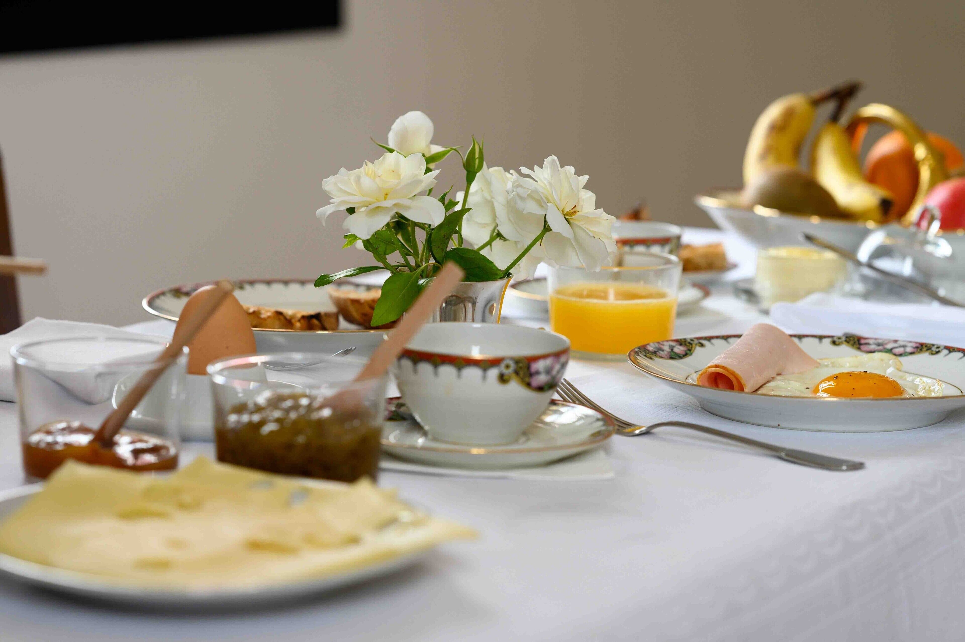 Petit déjeuner servi en supplément