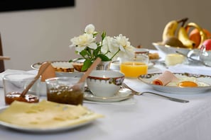 Frühstück gegen Gebühr