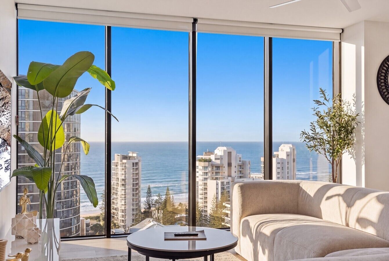 Amaya Broadbeach Luxury Stays - Surfers Paradise