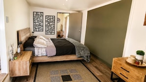 House, 2 Bedrooms, Fireplace