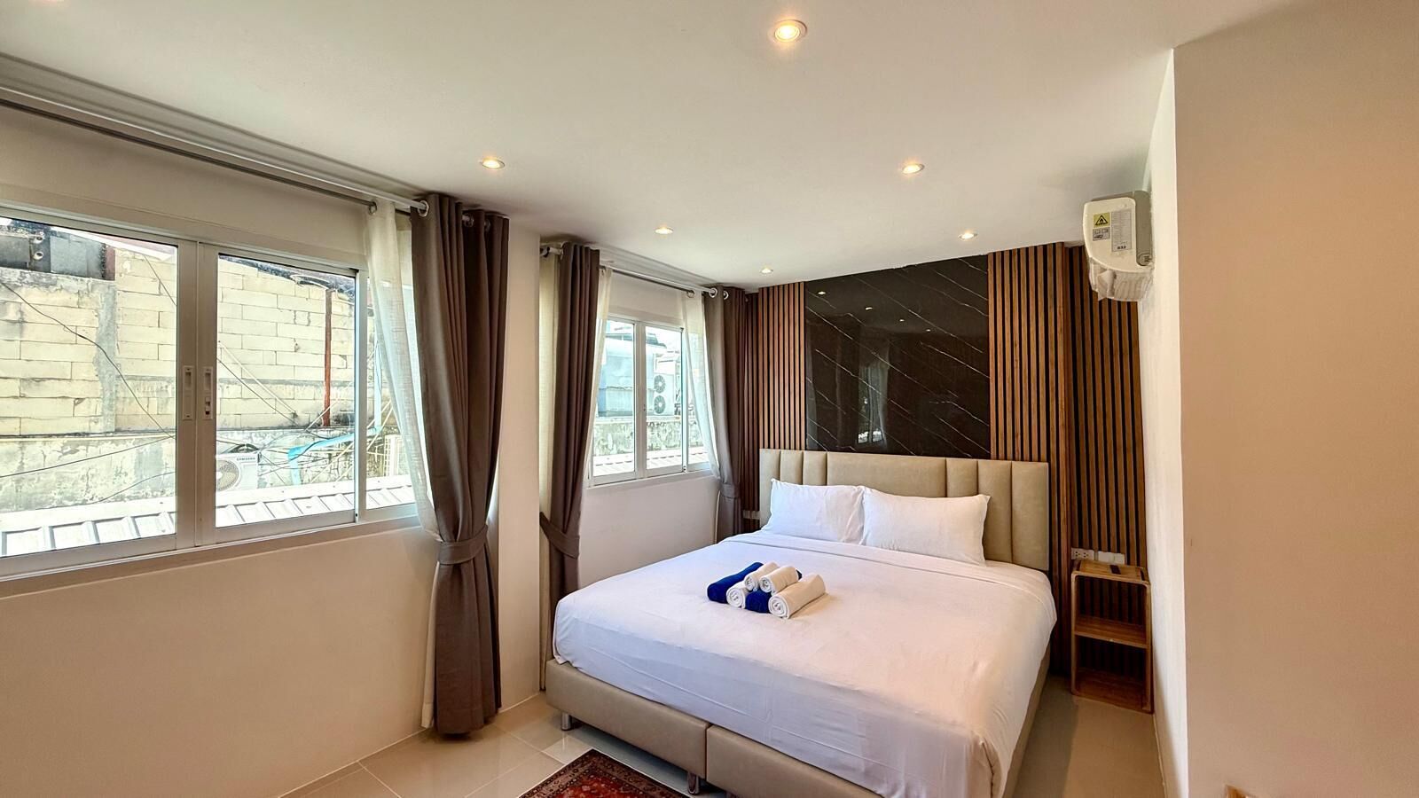 1 bedroom, internet, bed sheets