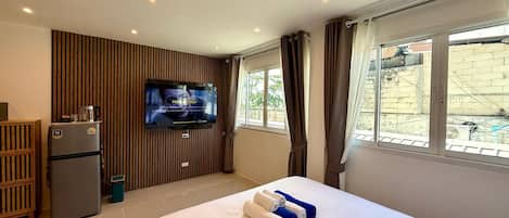 1 bedroom, internet, bed sheets