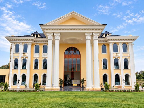 Shree Maa Vaishno Hotel & Resort