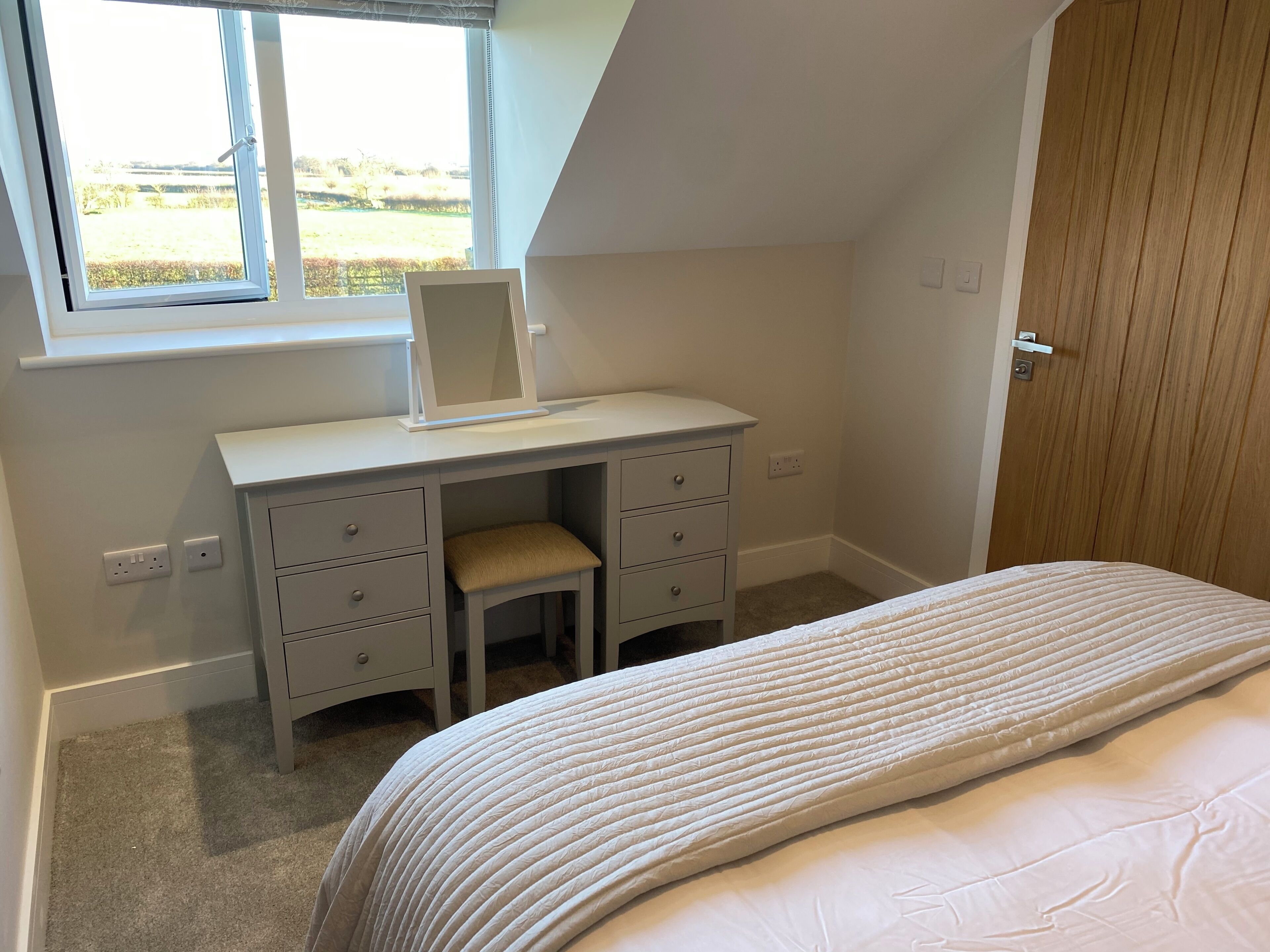 2 bedrooms, iron/ironing board, travel crib, WiFi (free)