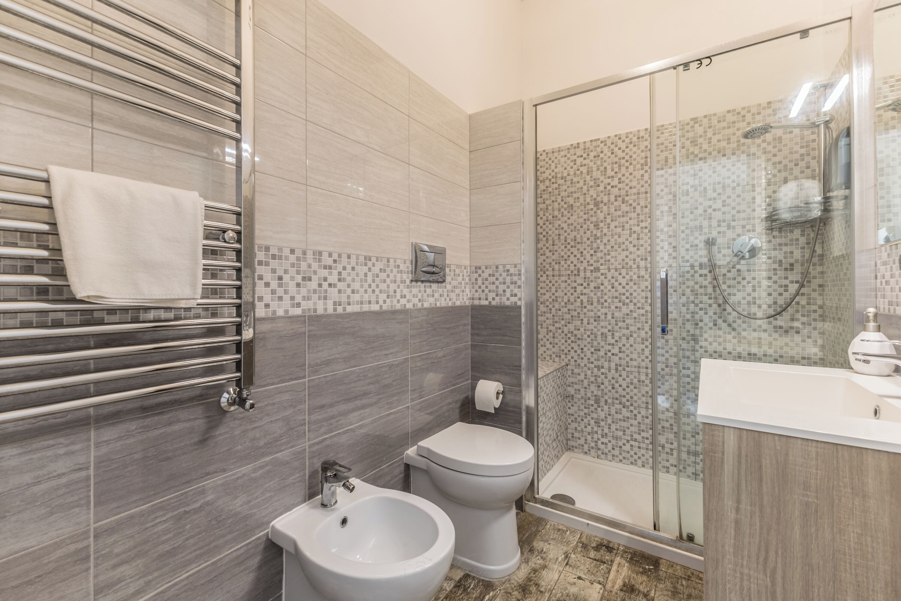 Double or Twin Room, Balcony | Bathroom
