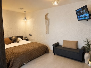 Villa, 1 Bedroom - The Grotto Escape to Something Truly Unique (Charbon)