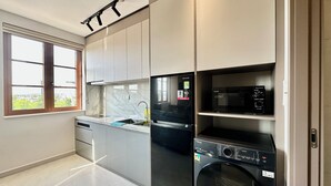 Familienapartment, 2 Schlafzimmer, Küche, Stadtblick | Eigene Küche