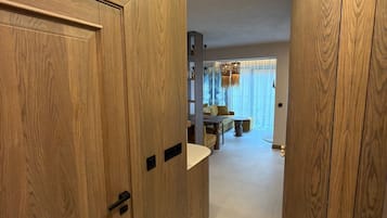 Suite estudio Premium, balcón | Interior