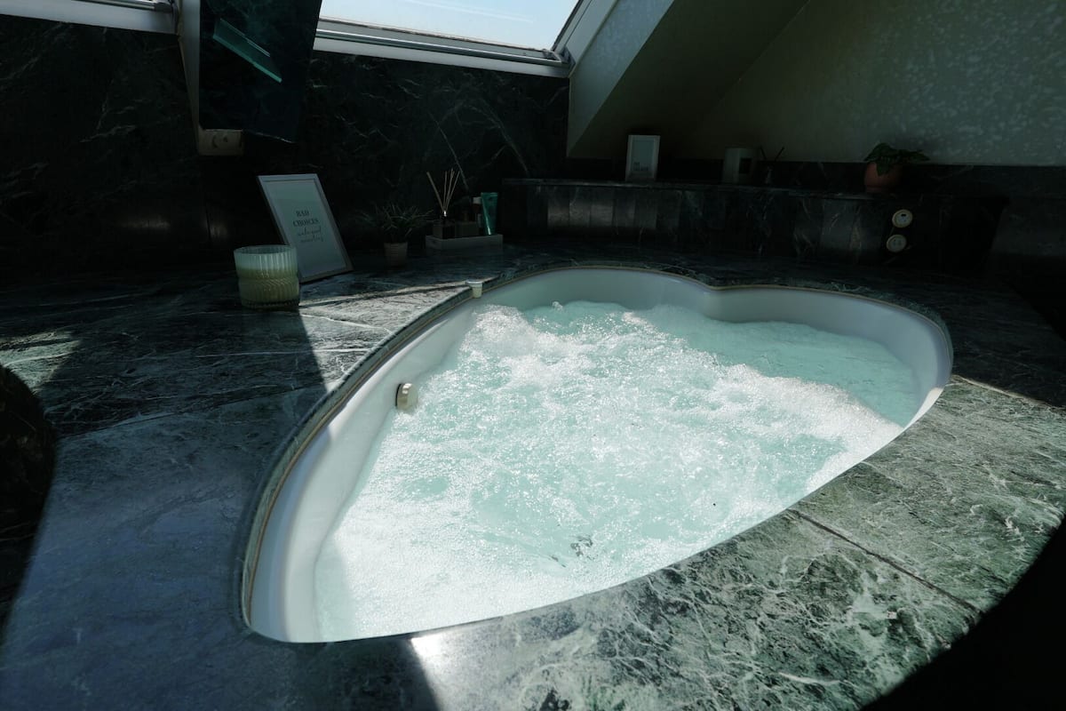 Luxury Double Room | Bathroom