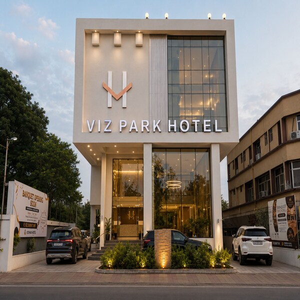 Viz Park Hotel-business Hotel Gidc Anand - Anand