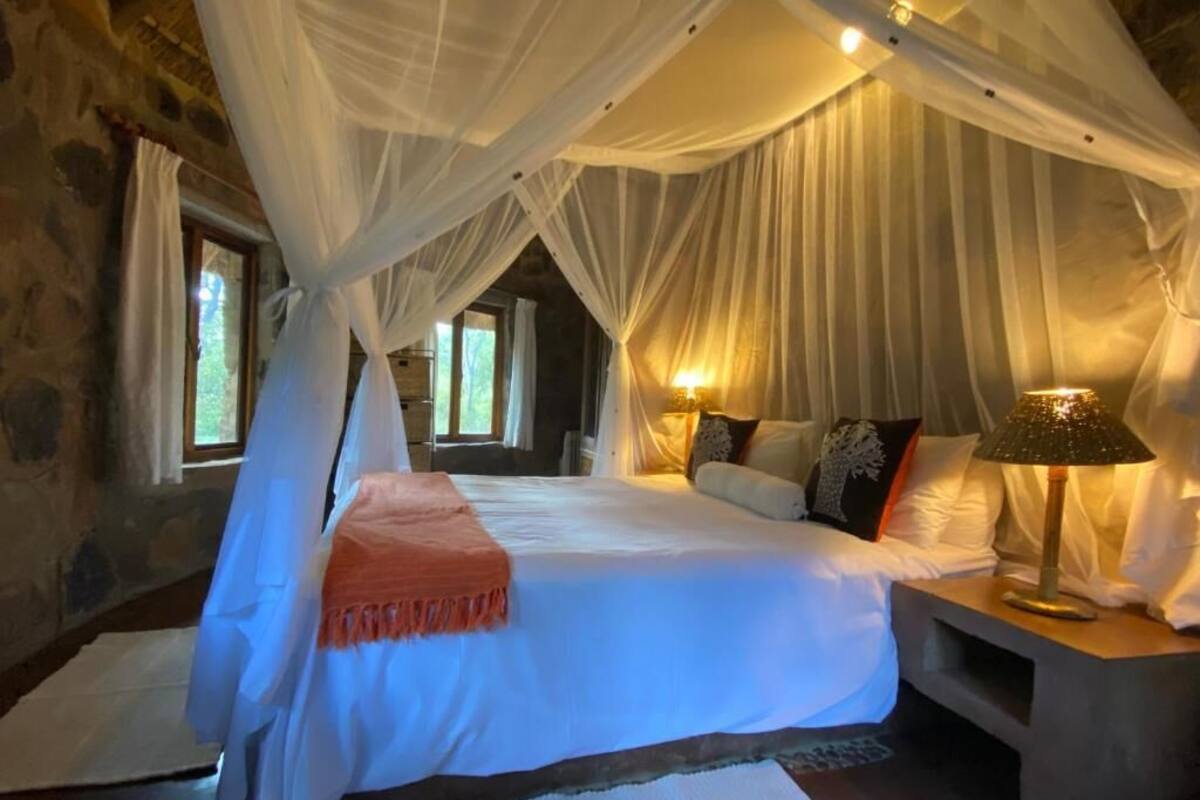 Deluxe Cottage, Patio, River View