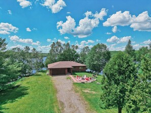 Exterior - Panoramic Views, Sunrise/Sunset, EV Charger Kayaks (Magnetawan)