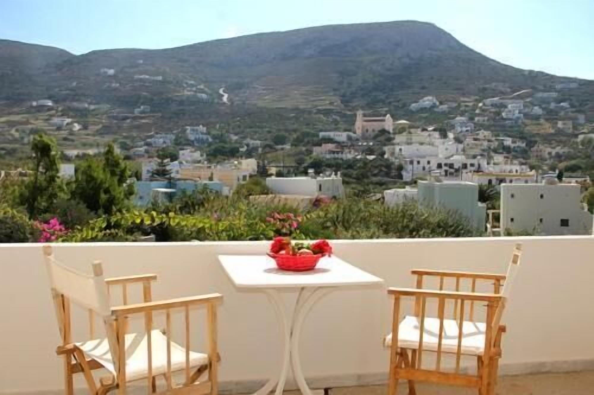 Dobbeltrom – classic, terrasse, byutsikt | Utendørsservering