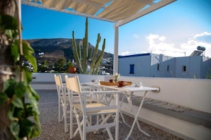 Classic Apartment, Patio, City View | Outdoor dining - Argo Studios (Kini)