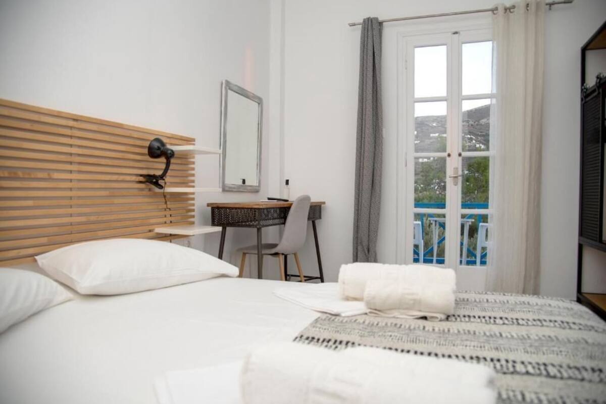 Deluxe Double Room, Balcony, Partial Sea View