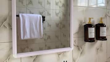 Apartment, Balcony, Garden View | Bathroom | Slippers