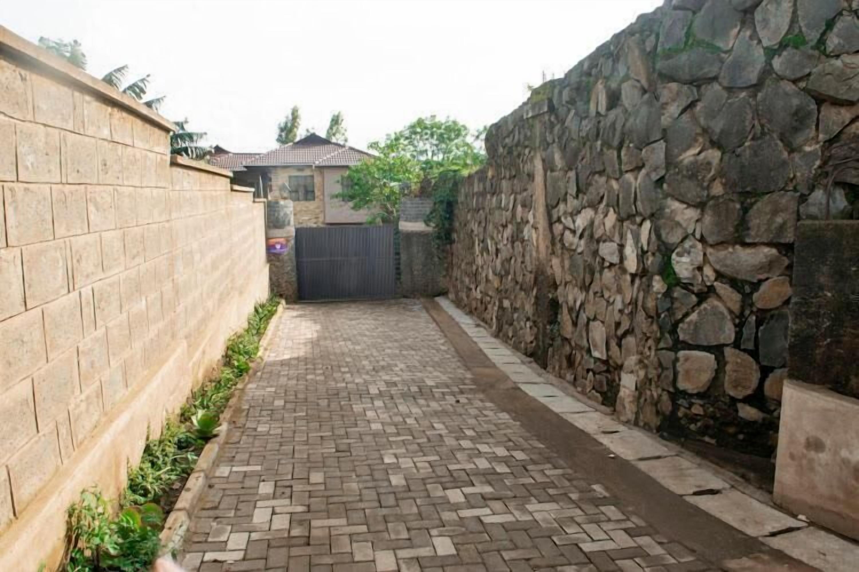 Apartment | Property grounds