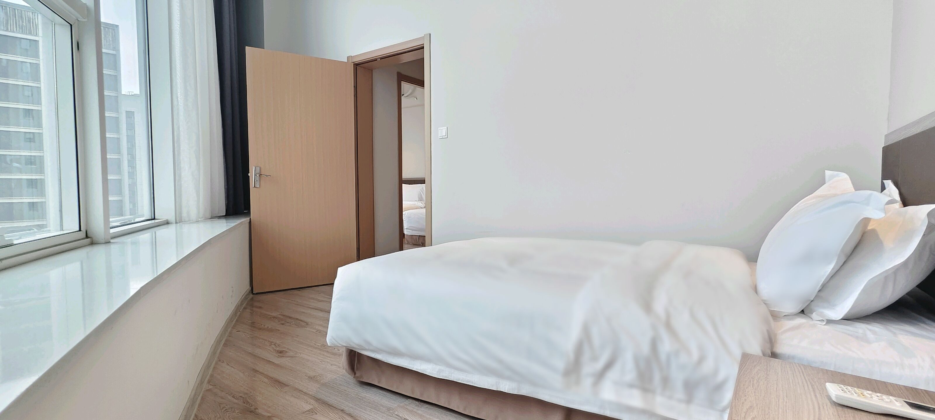 Economy Condo | Free WiFi