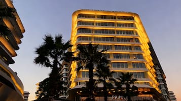 Suite superior, 2 habitaciones, para no fumadores, cocineta | Exterior