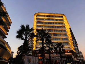 Phòng Suite Superior, 2 phòng ngủ, không hút thuốc, bếp nhỏ | Ngoại thất