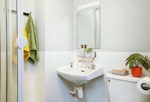 Bathroom - Student Only Newarke Point (Leicester)