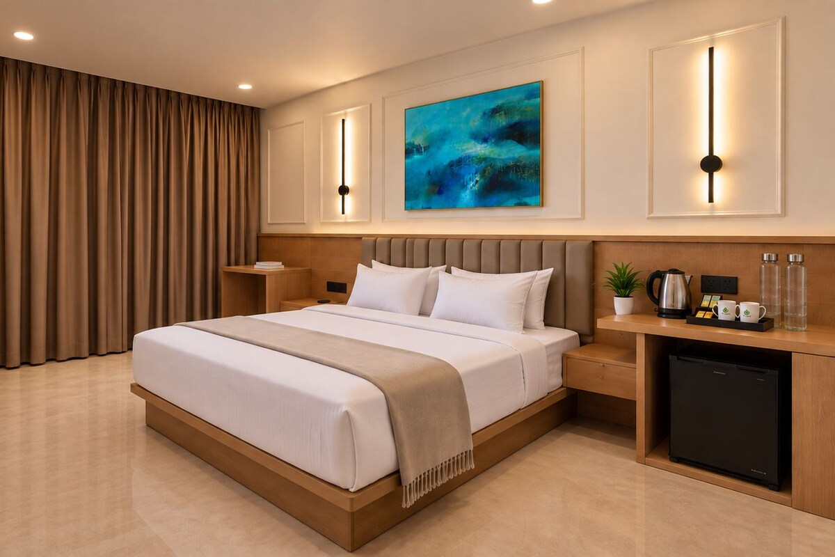 Executive Room, City View