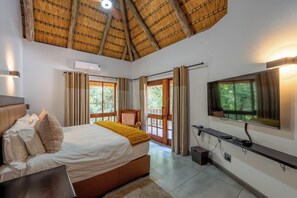 Luxury Chalet - Kruger 268 - Luxury Self-Catering  (Hazyview)