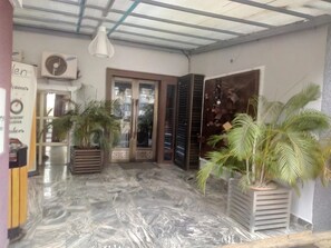Interior - Aden 360 By Intra (Abuja)