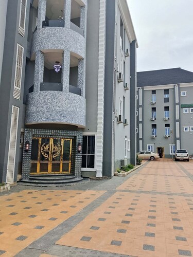 Mofam Hotel & Apartments