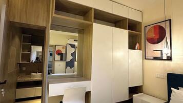 Deluxe Apartment, Balcony, City View