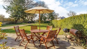 Unclassified image, 4 of 30, button - Peaceful 6-bedroom house for family and group in charming Berwick-upon-Tweed (Berwick-upon-Tweed)