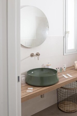 Doppelzimmer, Gartenblick | Badezimmer