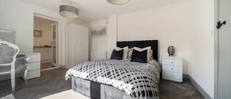 1 habitación, wifi gratis y ropa de cama
