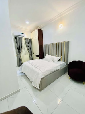 Economy Room, Balcony, City View