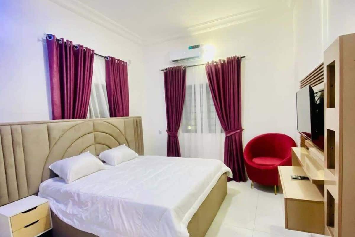 Economy Room, Balcony, City View