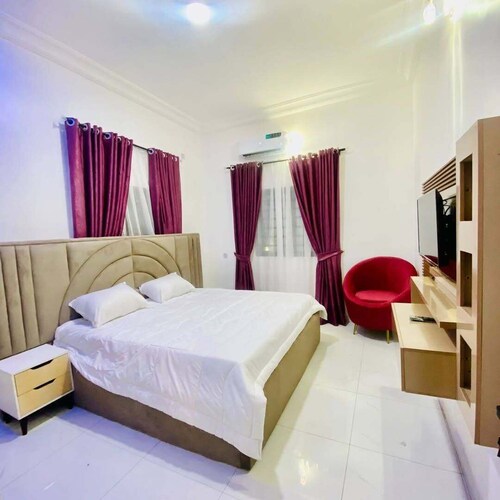 Tophillview Hotel & Resorts