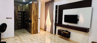 Tophillview Hotel & Resorts