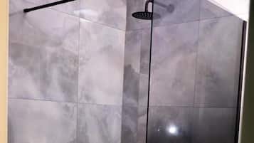 Standard Double Room, Balcony | Bathroom | Shower, free toiletries, towels