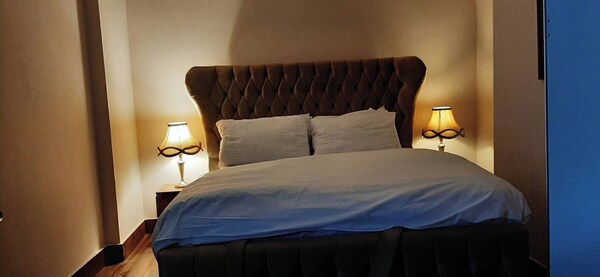 Modern Spacious 3 Bedroom House In Birmingham - Birmingham Airport (BHX)