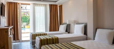 Triple Room, Pool View